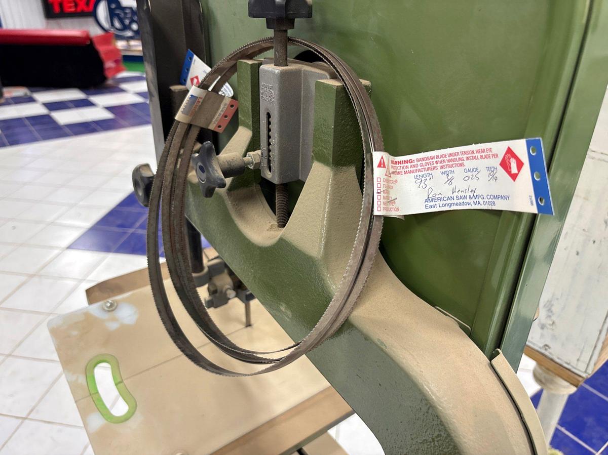 Used Central machinery 14” wood cutting band saw