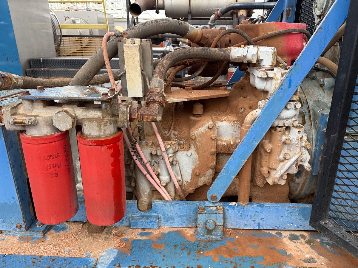 Used 2006 CROWN CE500 DD 104'-240K 5-AXLE WELL SERVICE WORKOVER RIG