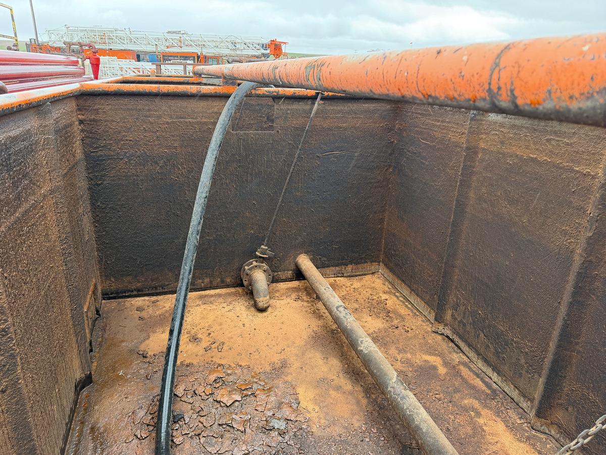 Used 3 Comp. Reverse pit