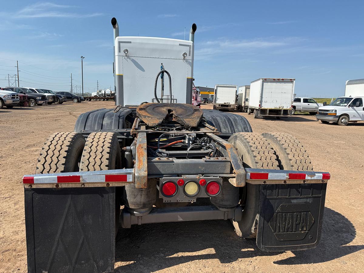 Used 2014 KENWORTH T800 TRI-DRIVE HEAVY HAUL 36" SLEEPER TRUCK