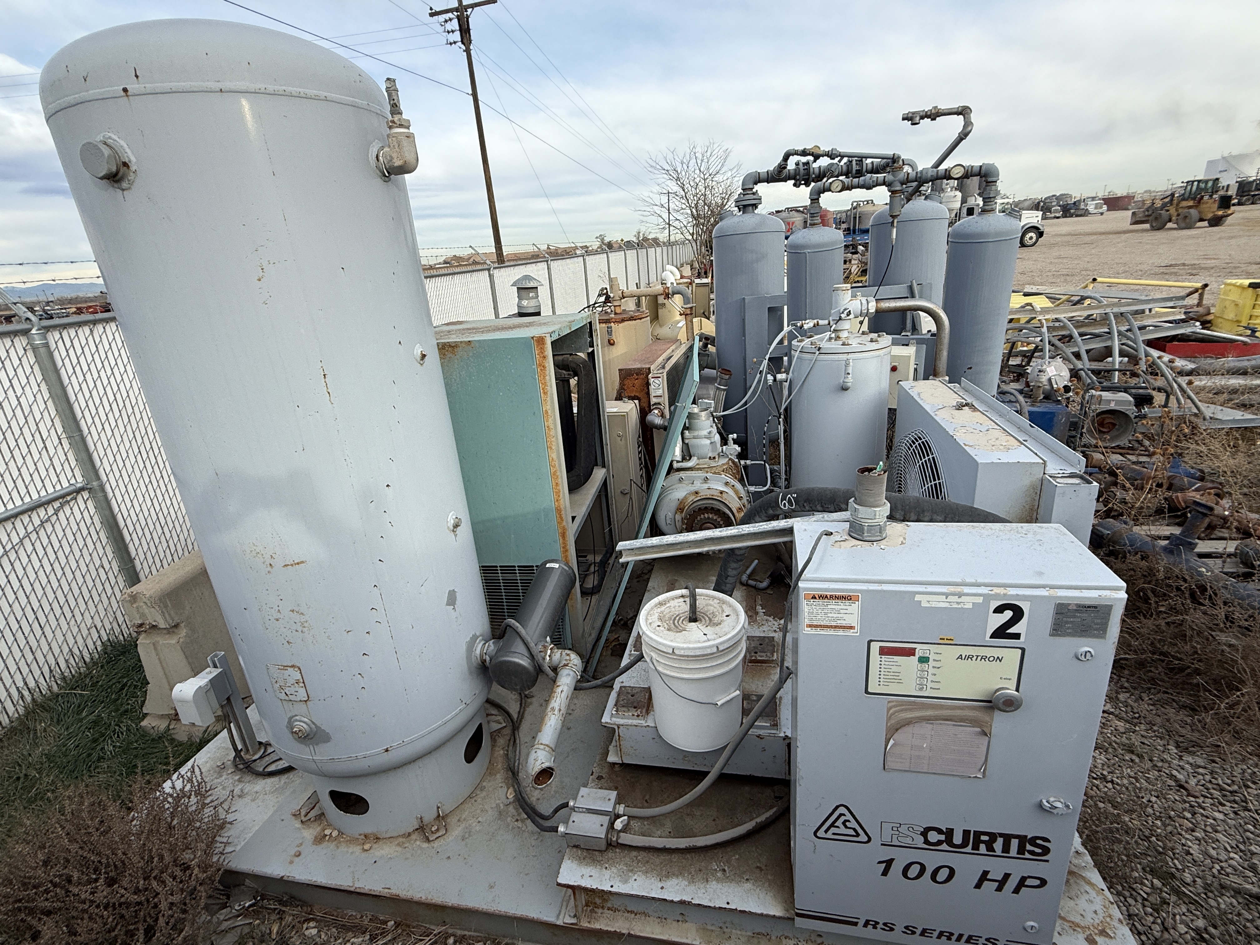 Used FS CURTIS RS-100 F 458 CFM 100 PSI SKIDDED AIR COMPRESSOR (INCOMPLETE)