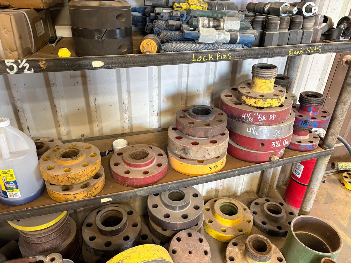 Used Lot of assorted landing flanges, weco flanges, pipe nipples, pressure gauges, seals, etc.