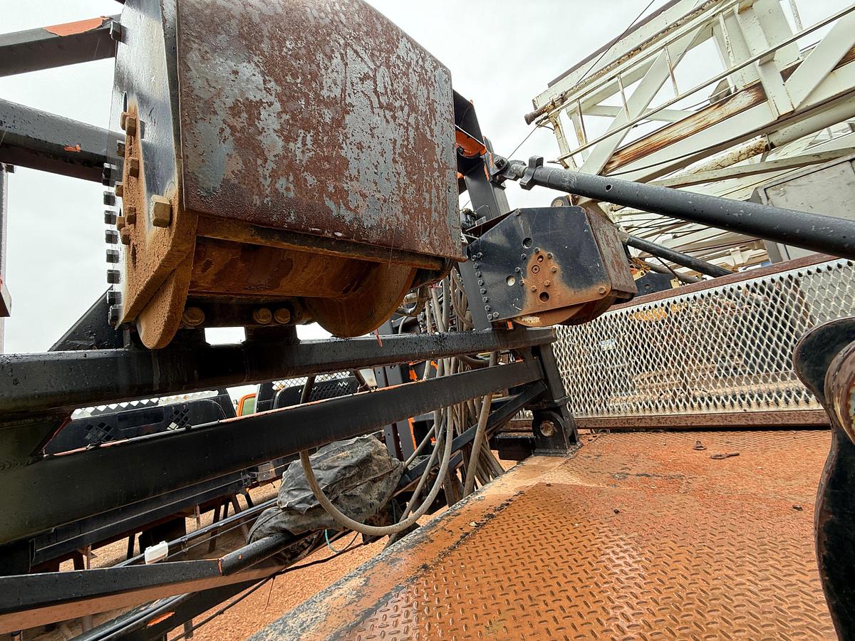 Used 2006 TAYLOR C500 DD 104’-250K 5-AXLE WELL SERVICE WORKOVER RIG