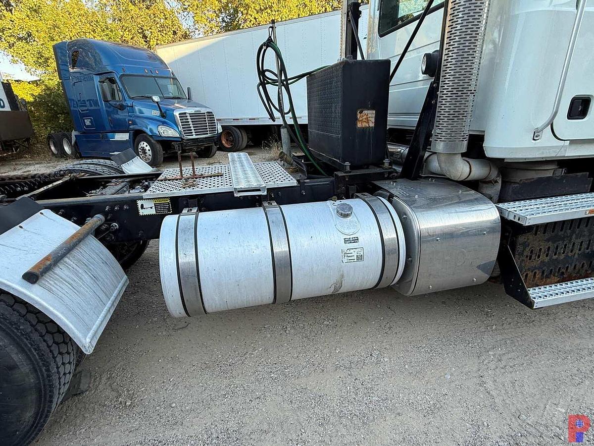 Used 2014 MACK CHU613 PINNACLE T/A DAY CAB TRUCK TRACTOR