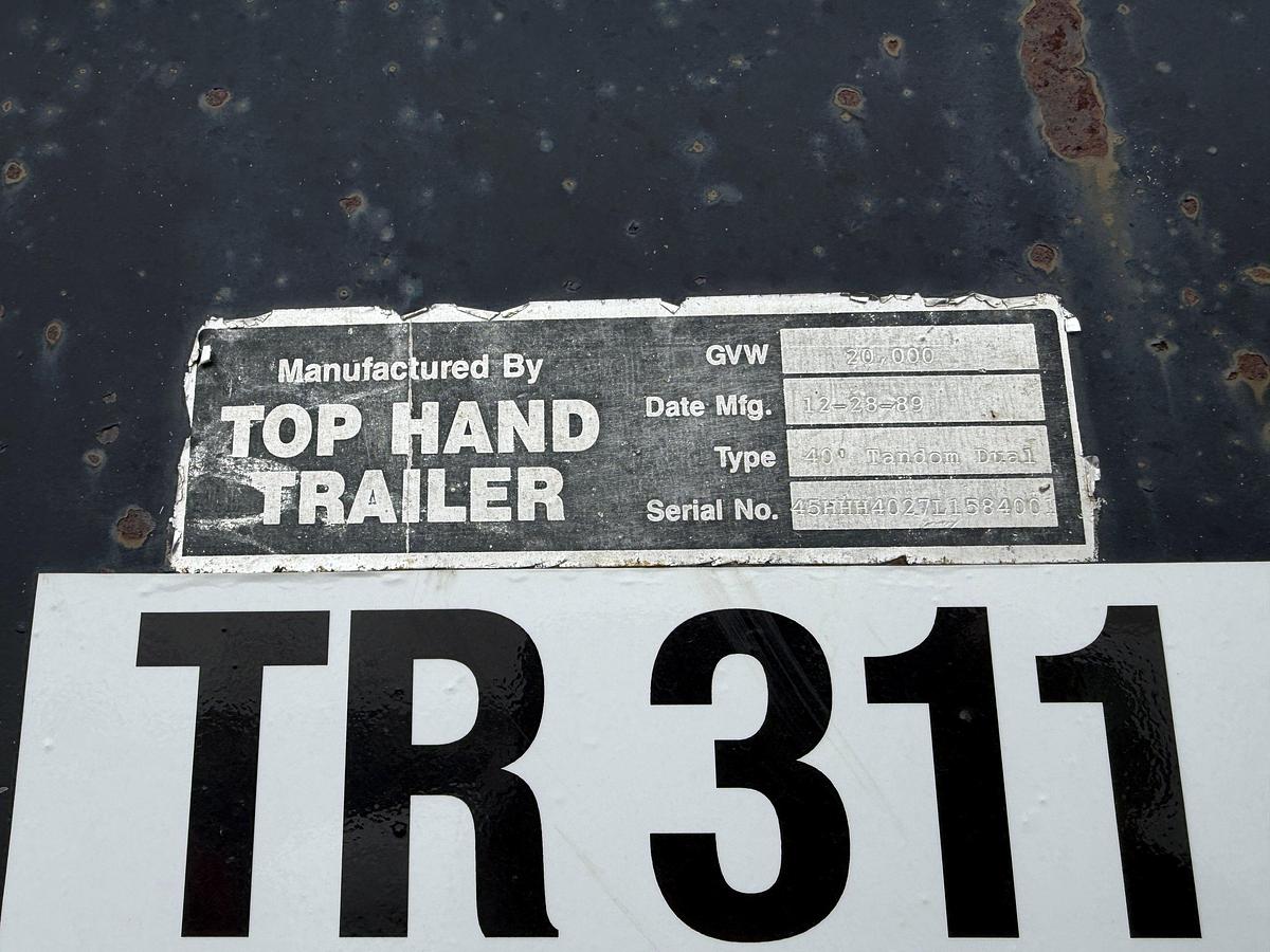 Used 1989 Top Hand 28’ Flat bed Gooseneck Trailer