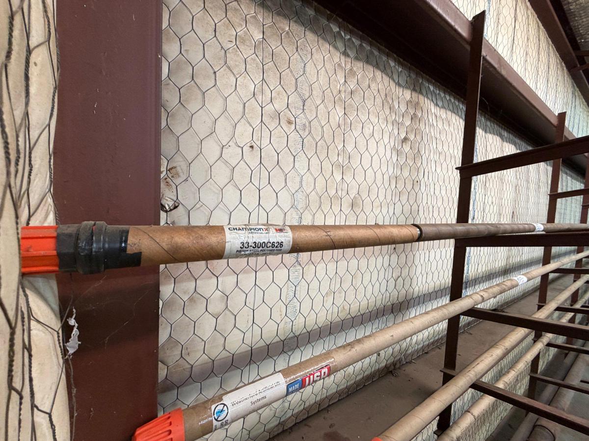 Used 1-1/4 x 26’ x 1-3/16 pin piston steel Polished Rod