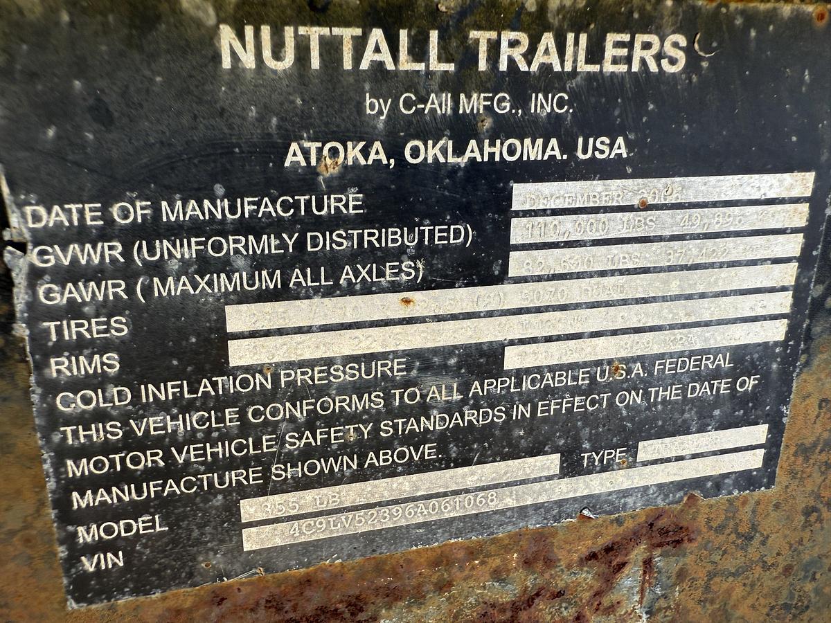 Used 2006 NUTTALL 40' X 102" 55-TON 3-AXLE NARROW NECK LOWBOY