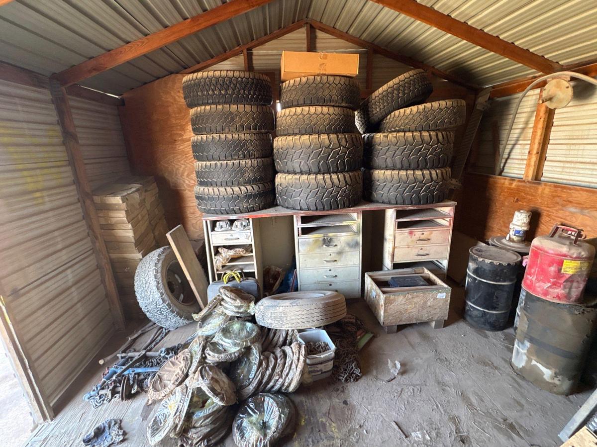 Used Contents of yard shed