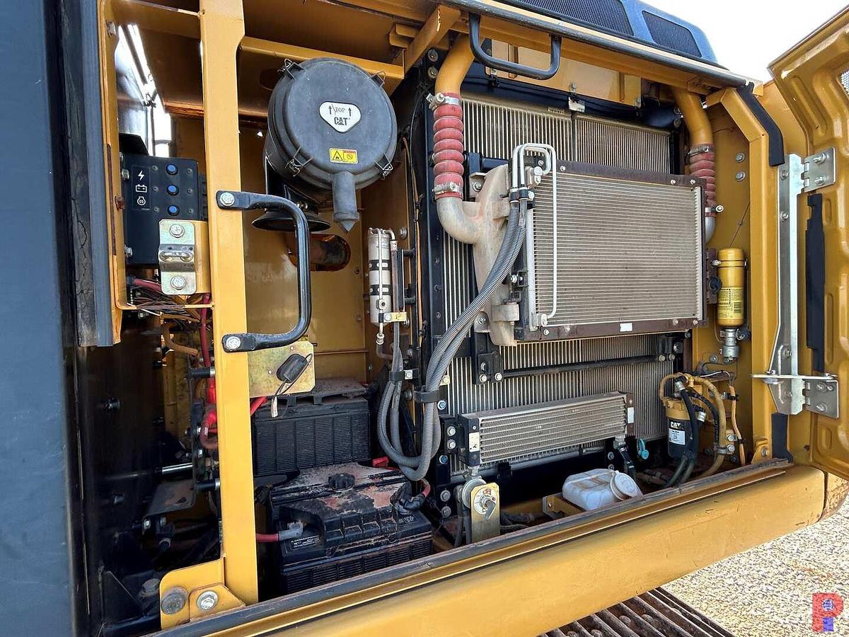 Used 2012 CATERPILLAR 320E CRAWLER EXCAVATOR