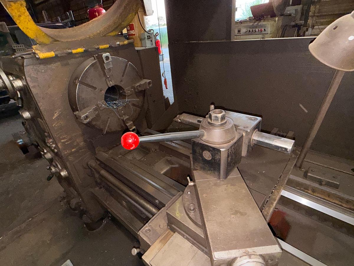 Used JMT JM6x120 HORIZONTAL MACHINE LATHE