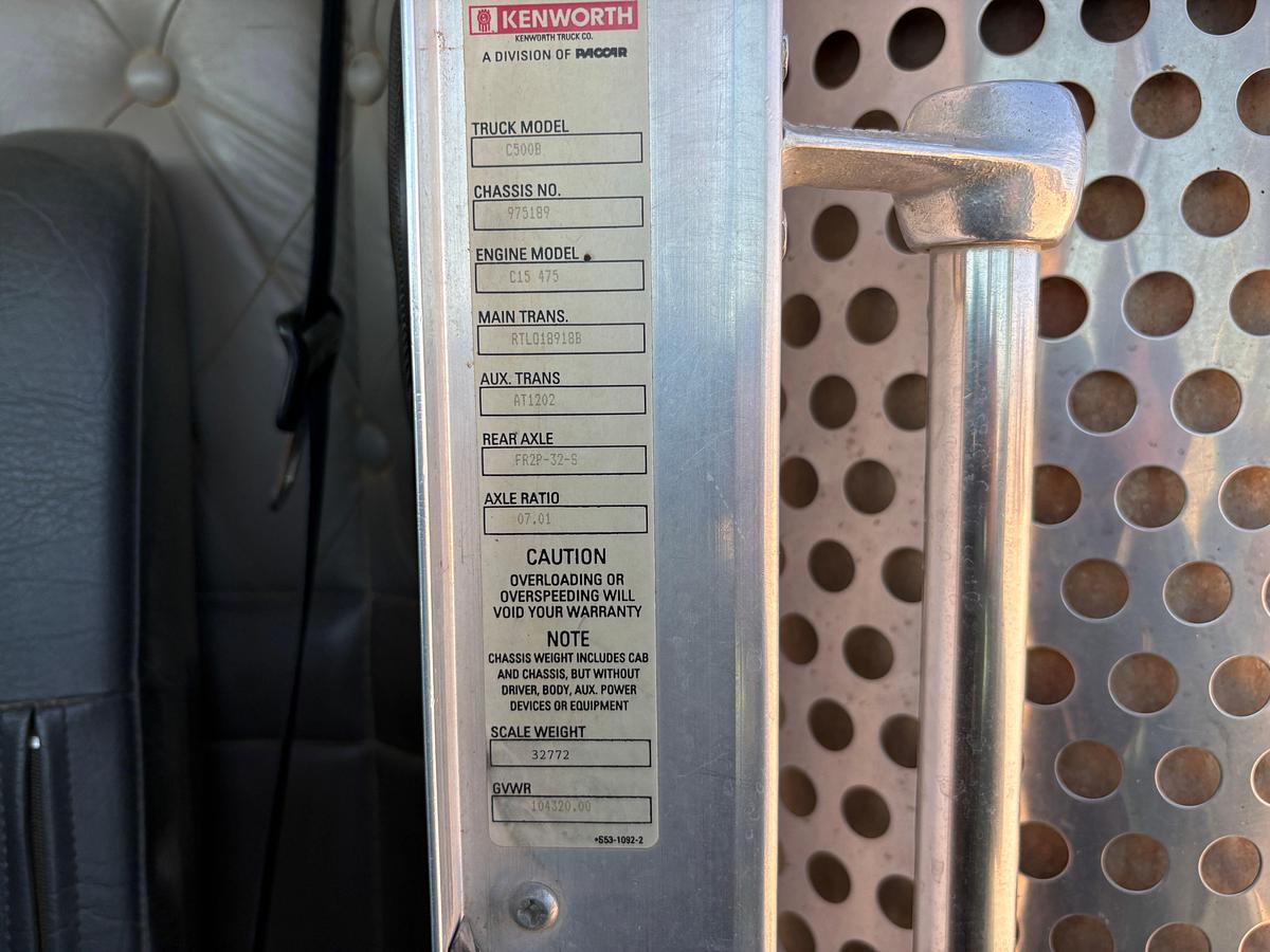 Used 2005 KENWORTH C500B TWIN STEER BED TRUCK