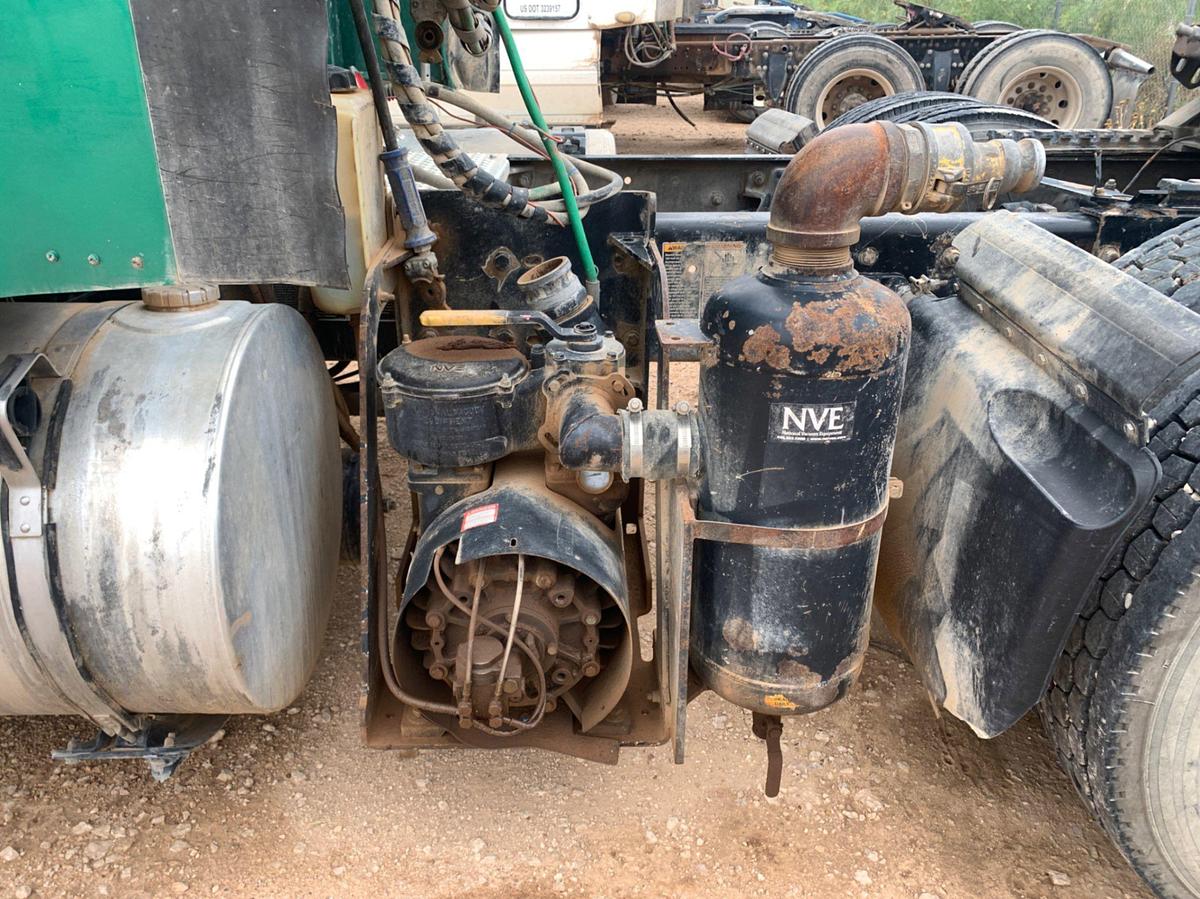 Used 2010 KENWORTH T660 Studio Sleeper Truck