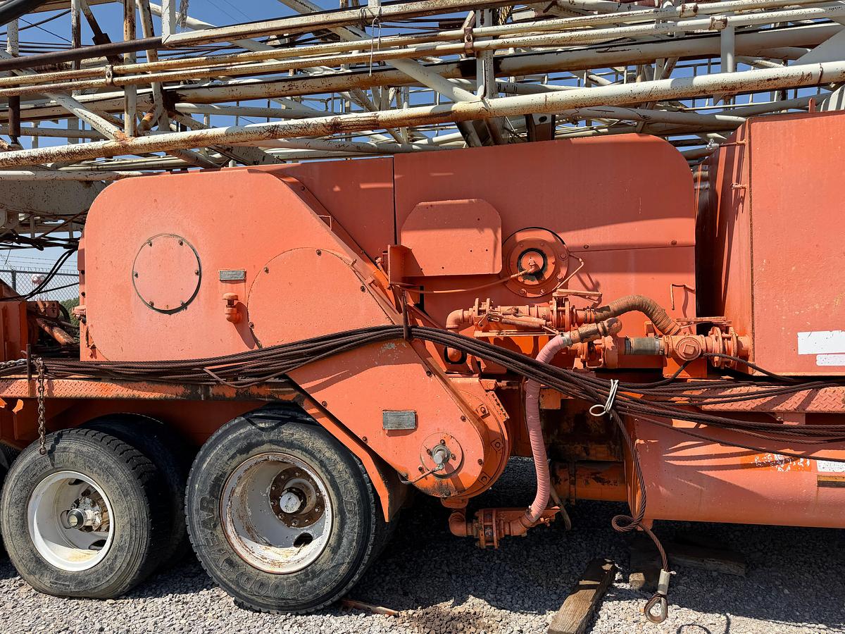Used FRANKS 500 1287-160 WELL SERVICES PARTS RIG (102x230K MAST)