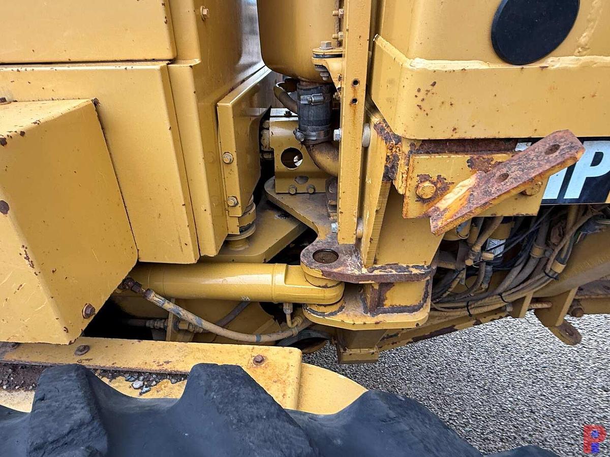 Used 1995 CATERPILLAR 160H MOTOR GRADER