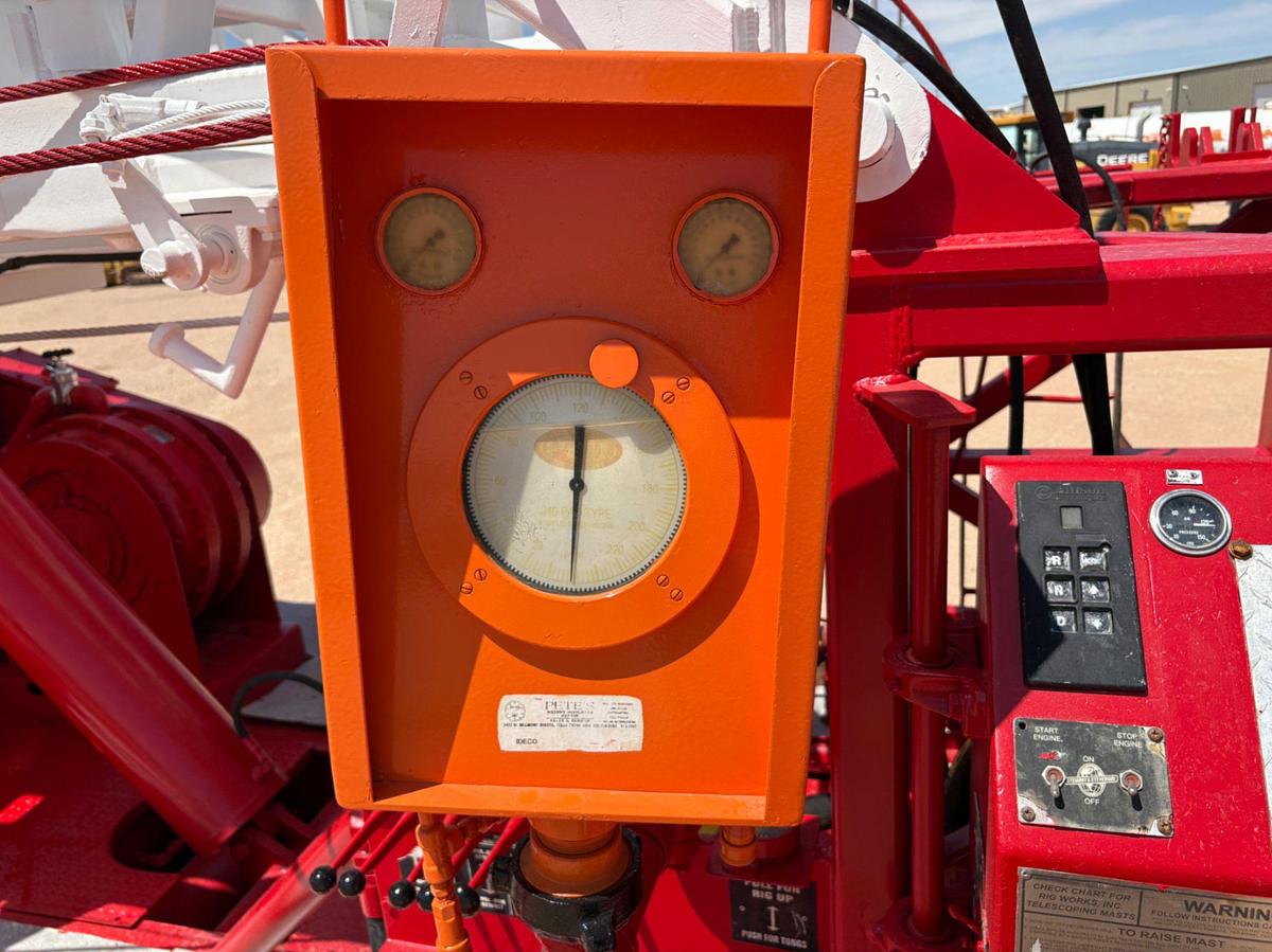 Used 2008 RIG WORKS MUSTANG 550 5-AXLE WELL SERVICE RIG