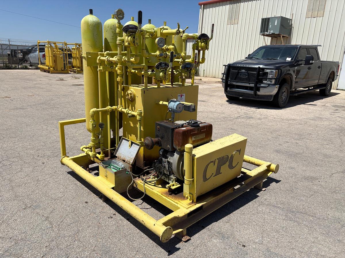 Used 4-station closing unit, skidded, turned over, did not start