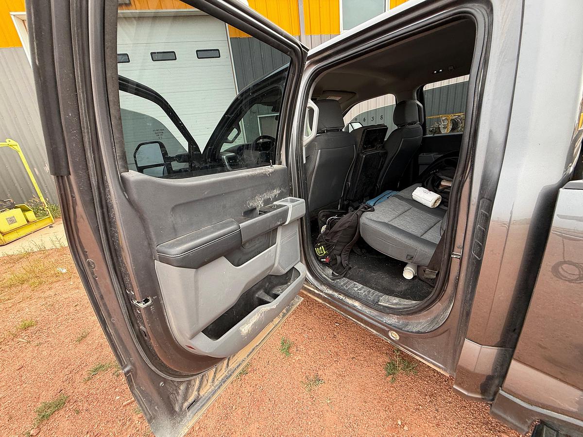 Used 2023 FORD F-250 SD STX 4WD CREW CAB PICKUP TRUCK