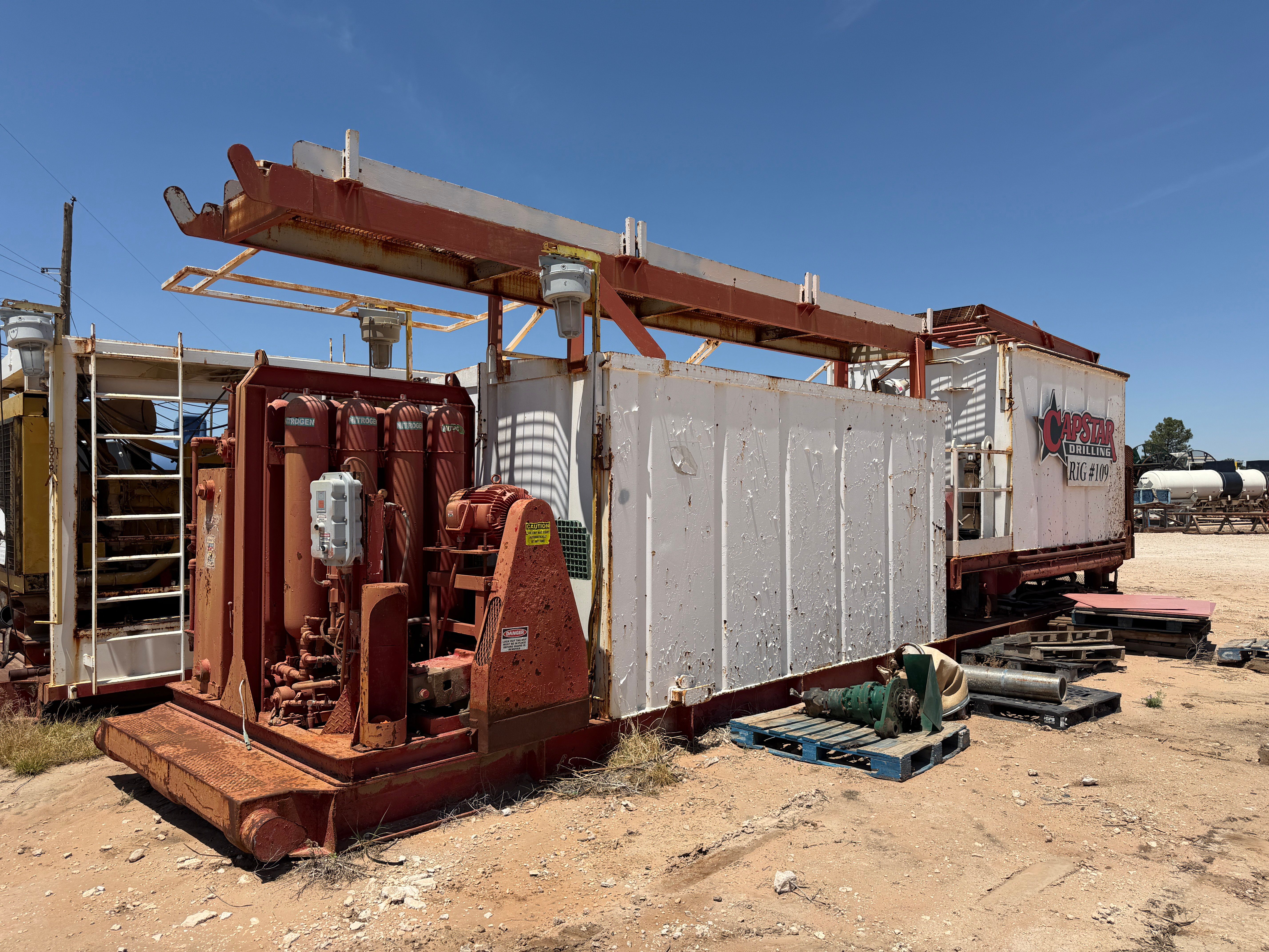 Used Walker Neer Top Dog House / Accumulator Skid