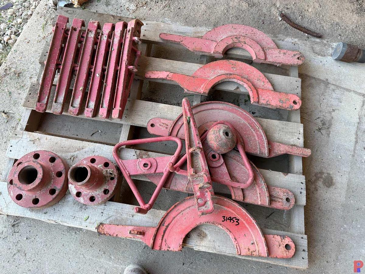 Used (2) PALLETS W/ 2-9/16” 5K WP GATE VALVES, TUBUNG HANGER, TONG COVERS, PARTIAL SLIP BODY, ADAPTERS