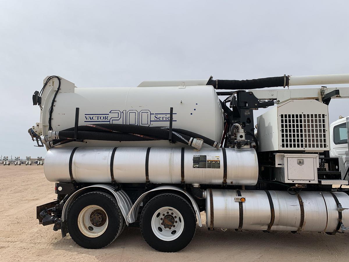 Used 2009 INTERNATIONAL WORKSTAR 7500 T/A DAYCAB VACTOR HYDROVAC TRUCK