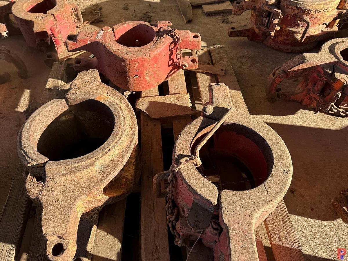 Used (2) PALLETS & FLOOR SECTION OF (12) 50 TON - 150 TON WILSON & AOT SIDE LATCH ELEVATORS