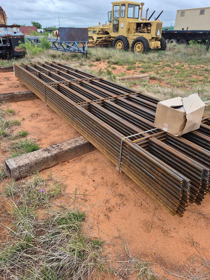 Used (20) ACE 20'x4' CONTINUOUS FENCE PANELS