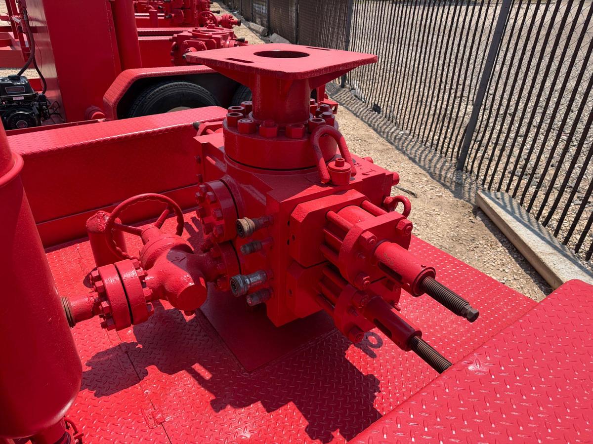 Used 3 station 3 bottle Closing Unit Trailer w/ Hyd. Dbl. BOP