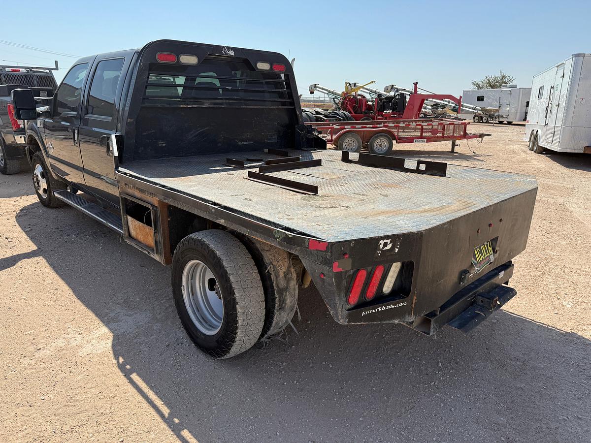 Used 2016 FORD F-350 SUPER DUTY CREW CAB FLATBED TRUCK, 4X4