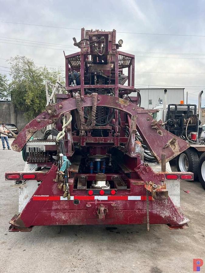 Used 2008 KENWORTH T800 TRI DRIVE 1-1/2” COIL TUBING TRUCK