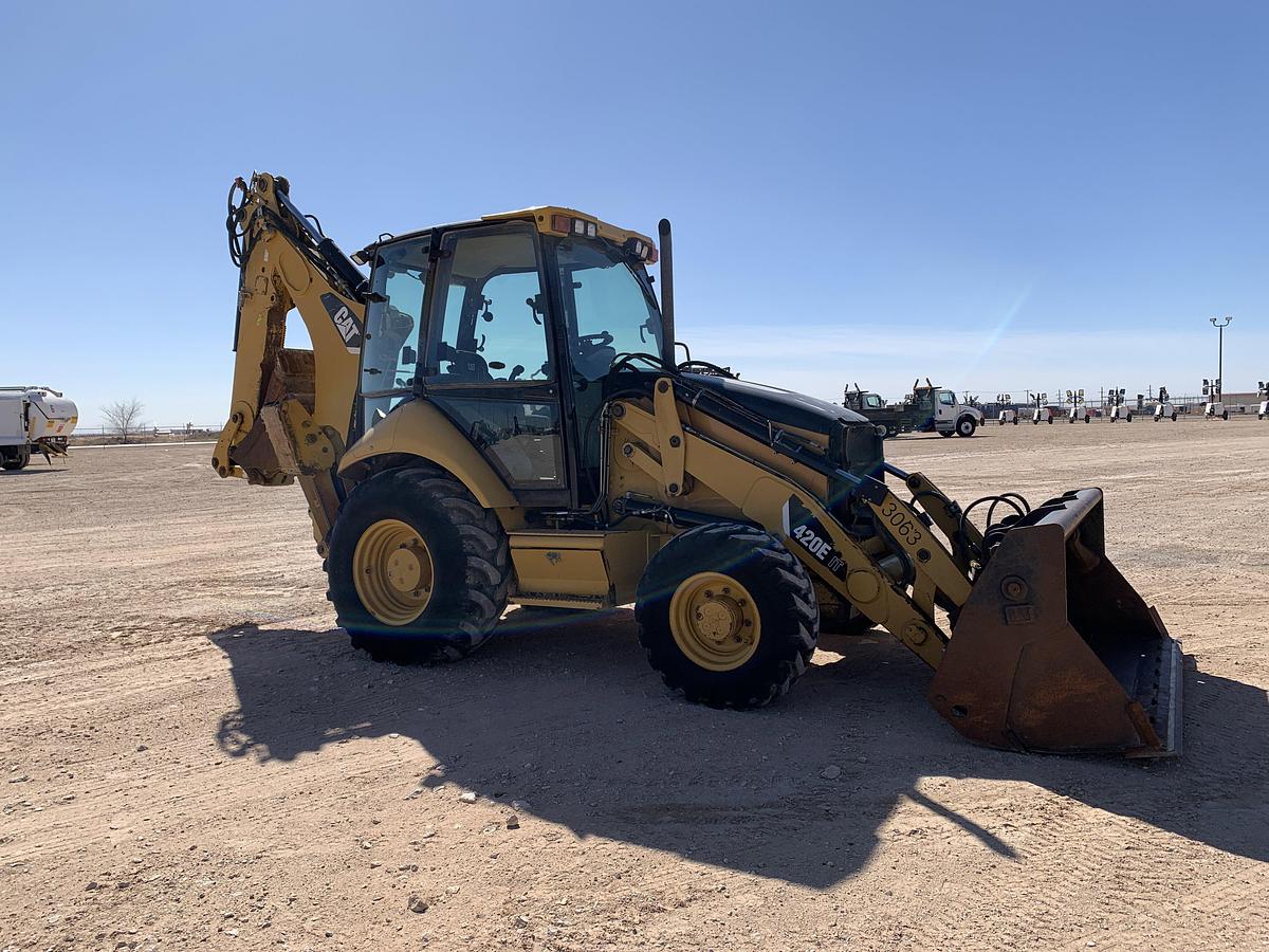Used 2008 CATERPILLAR 420E EXTANDAHOE BACKHOE LOADER