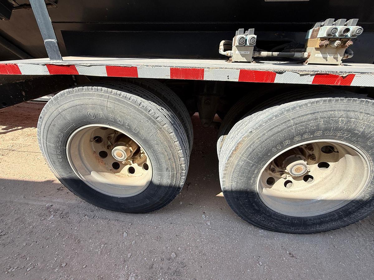Used 2014 CONVEY-ALL SK4000-AC T/A 5-COMPARTMENT SAND KING TRAILER