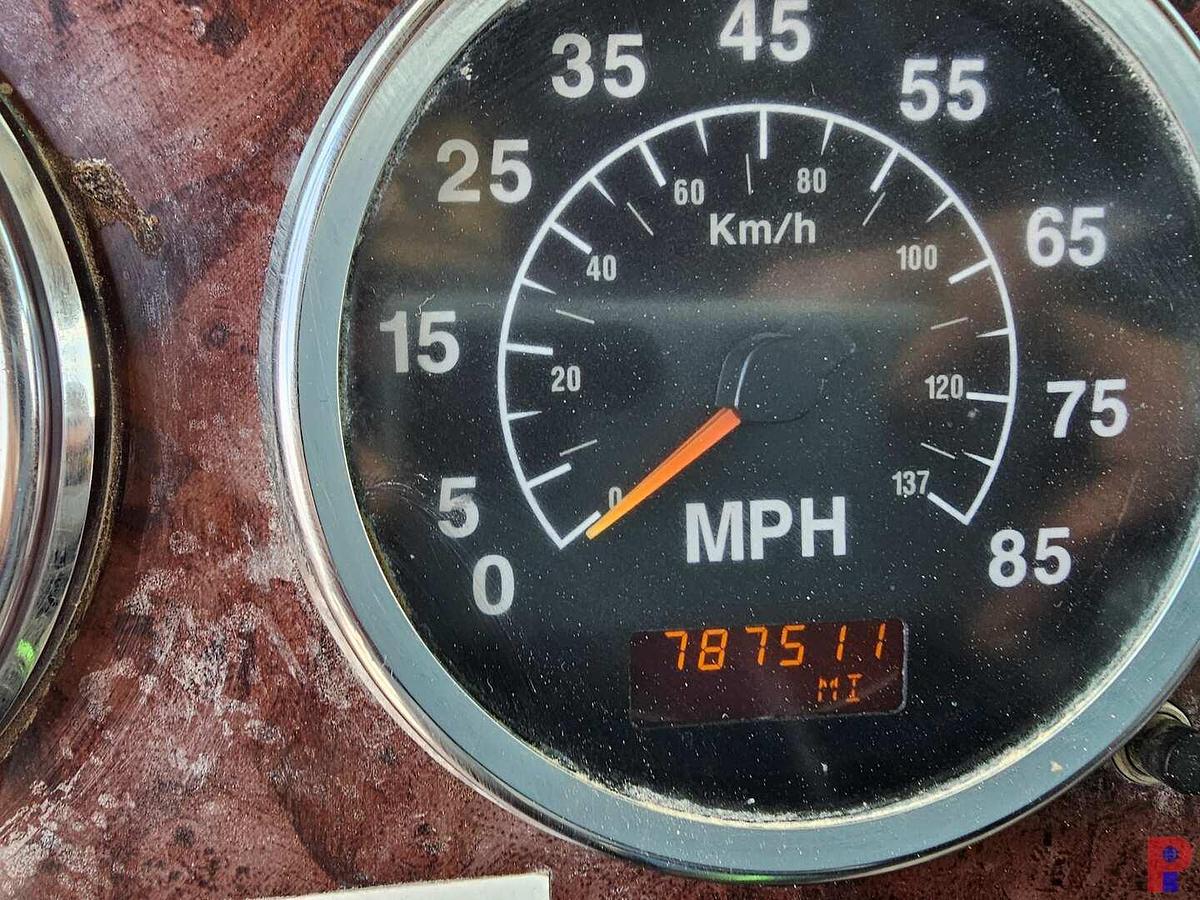 Used 2006 INTERNATIONAL  9400I T/A 60” SLEEPER TRUCK