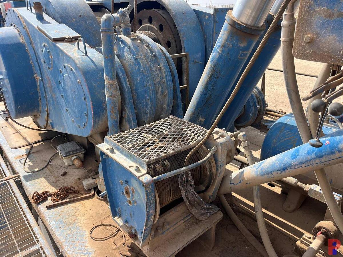 Used 2006 RG 550 6-AXLE WELL SERVICE WORKOVER RIG