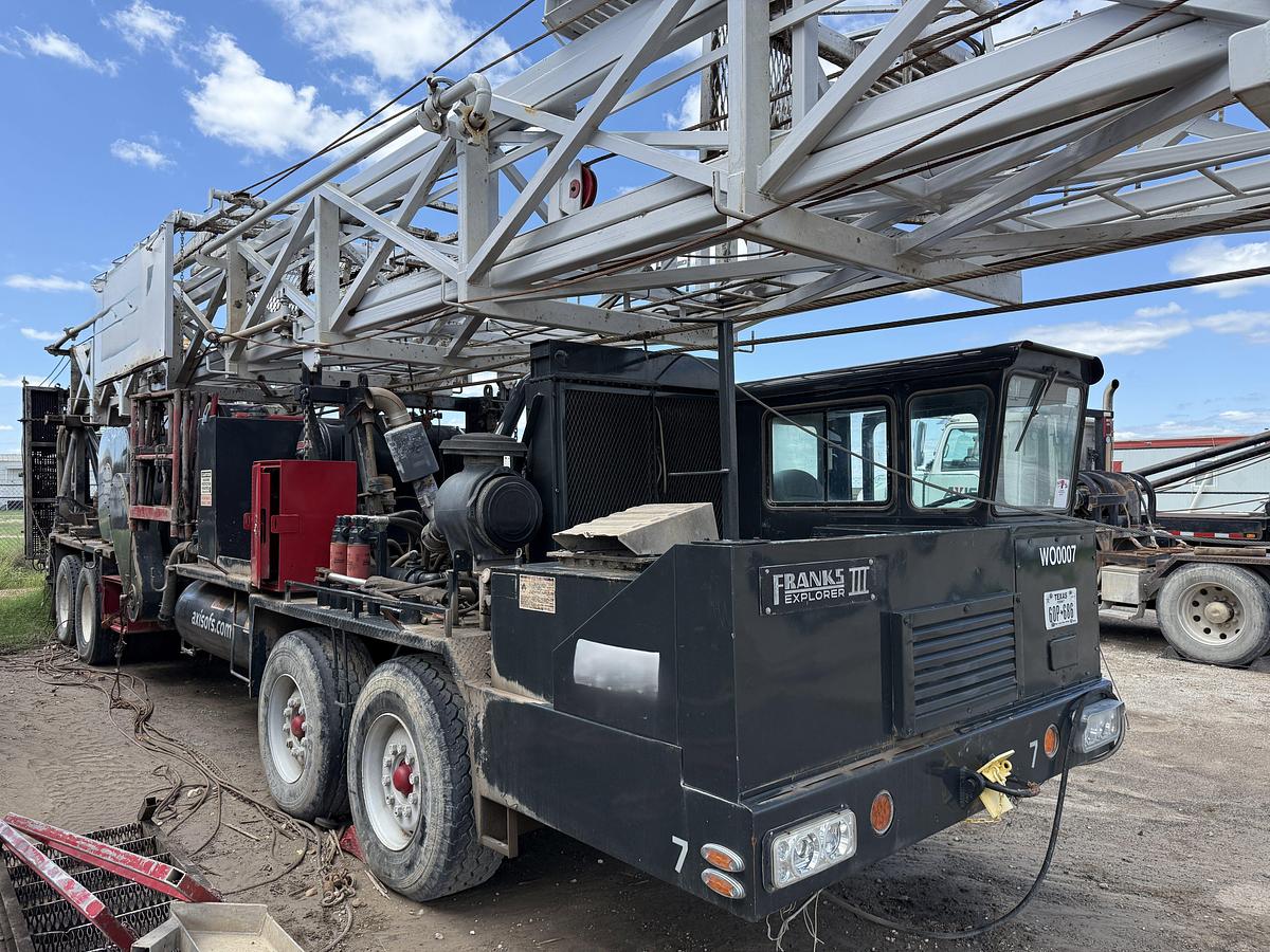 Used FRANKS EXPLORER III 96’-215K 4-AXLE WELL SERVICE WORKOVER RIG