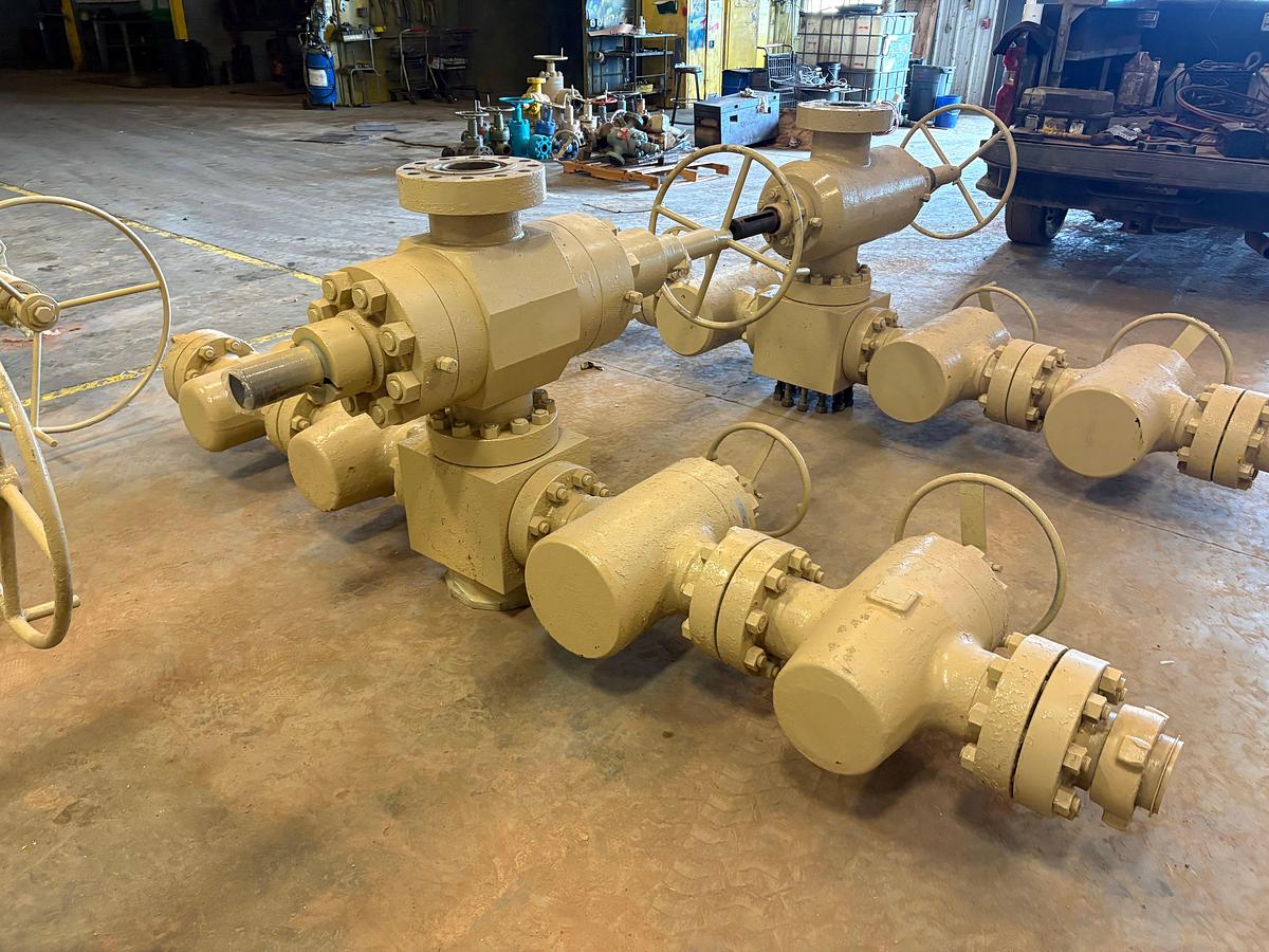 Used (4) 4-1/16” 10k gate valves, (1) 5-1/8” 10k gate valve & (1) 4-way fluid cross