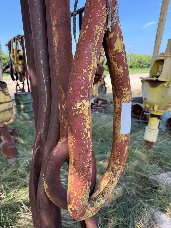 Used (2) 2.75” x 72” ELEVATOR LINKS
