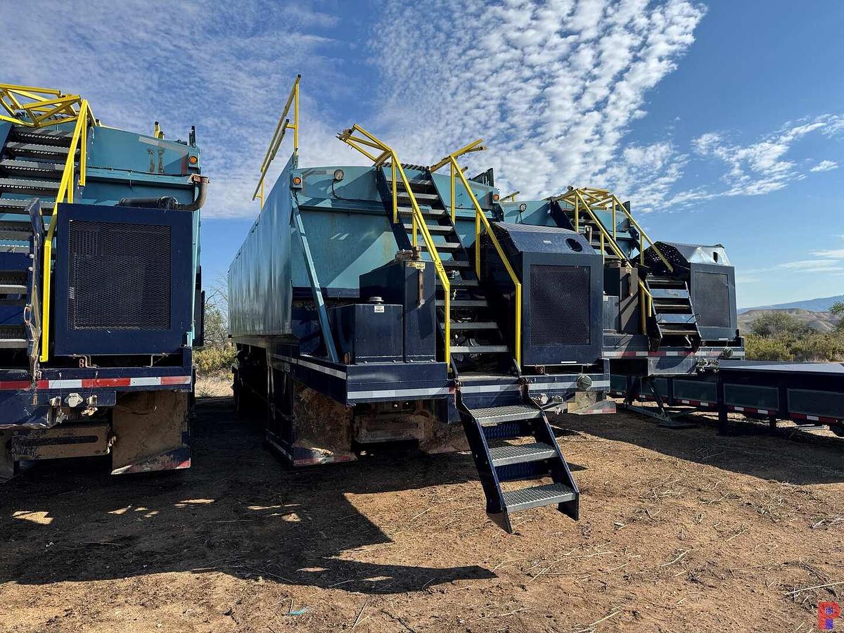 Used 2012 CONVEY ALL SK-3000-AC SAND KING BULK STORAGE TRAILER