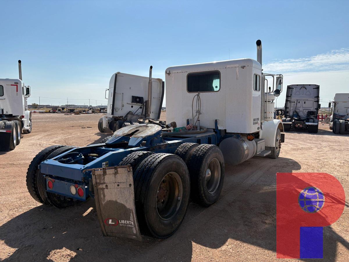 Used 2007 PETERBILT 378 T/A SLEEPER VAC TRUCK (INOP)