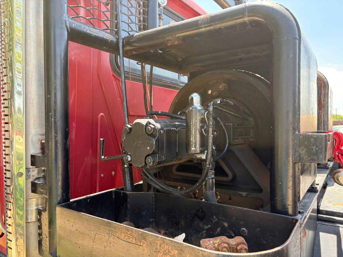 Used 2009 MACK GRANITE T/A DAYCAB WINCH BED TRUCK