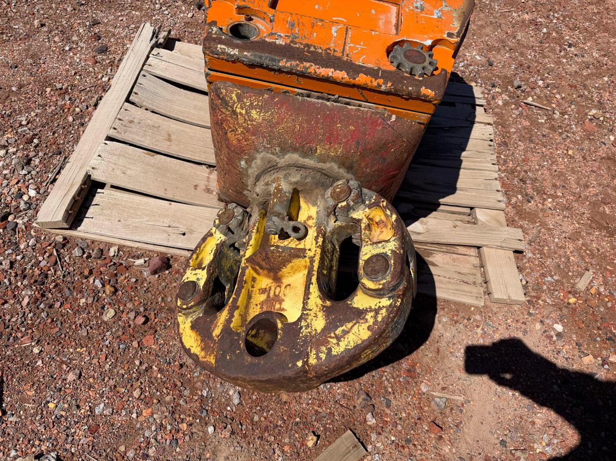 Used MCKISSICK 83-AWT 100 Ton Well Service Block