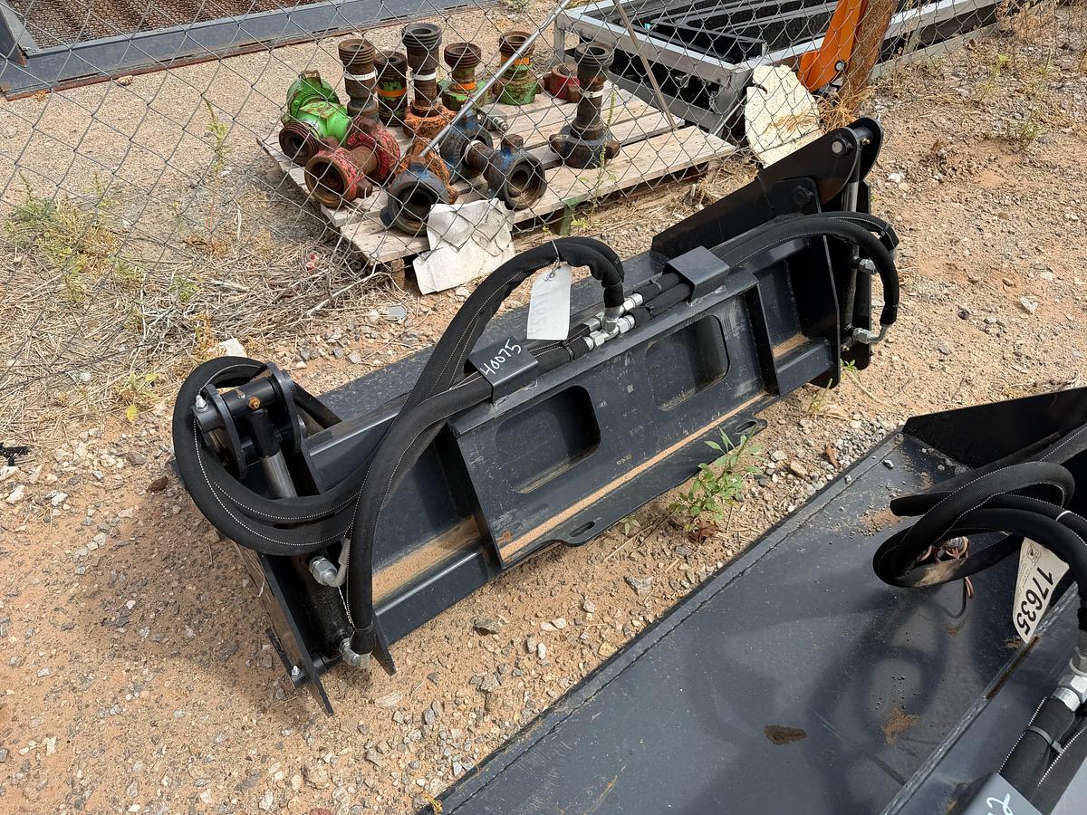 Used Unused 4-Way Mini Skid steer bucket