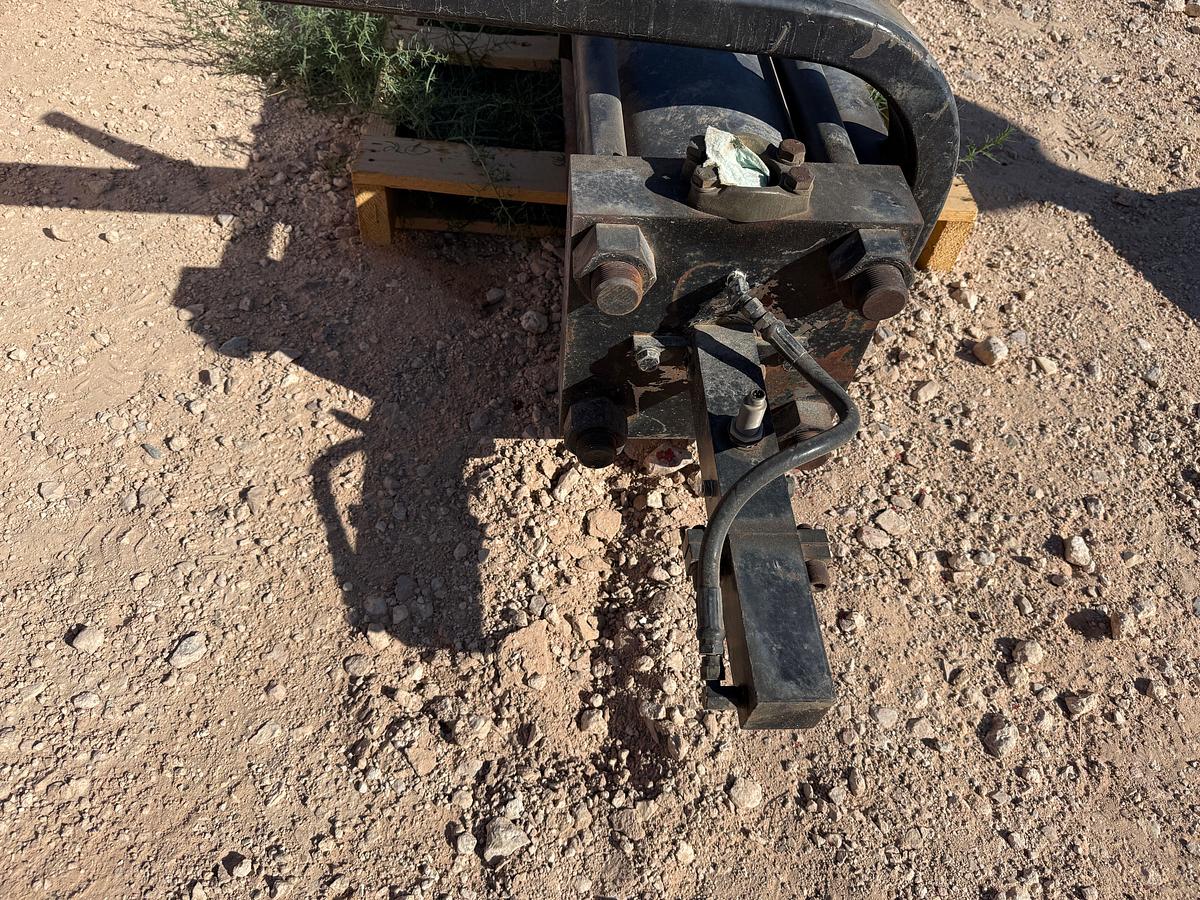 Used LOT W/ (2) VICKERS C25V-31 HYDRAULIC PUMPS, DRIVESHAFT, & 9”OD x 5’L HYDRAULIC CYLINDER