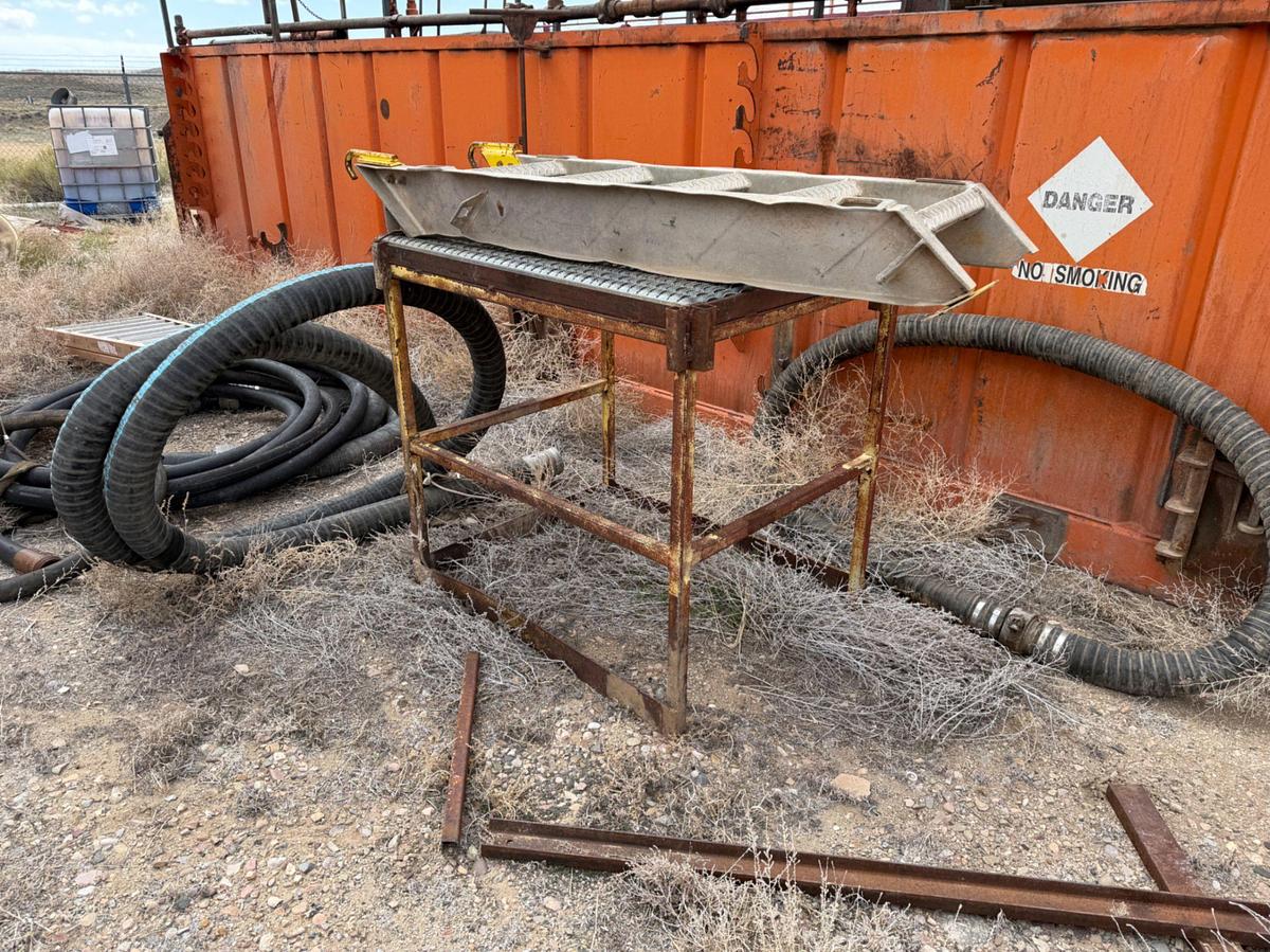 Used 6’ Mud Bucket