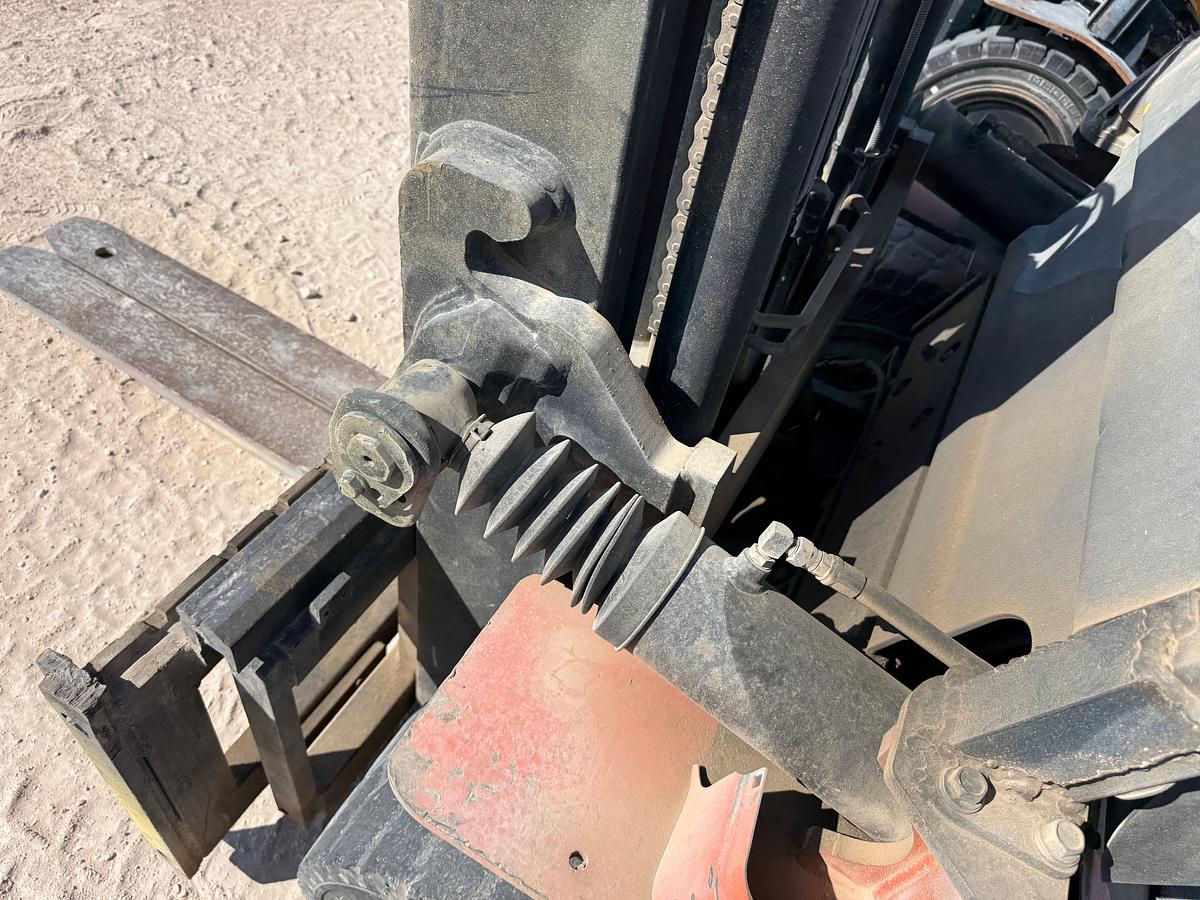 Used 2005 Toyota 7FGU35 7K forklift