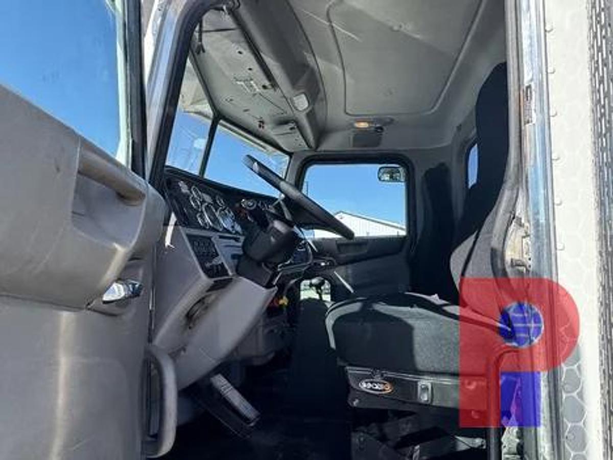 Used 2014 PETERBILT 388 T/A DUMP TRUCK
