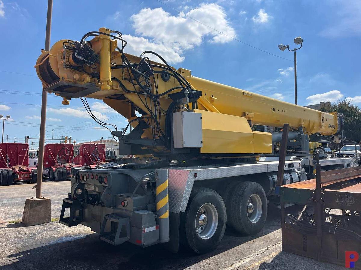 Used 2011 GROVE TMS9000E MOD. 84110GE 110 TON ROUGH TERRAIN CRANE