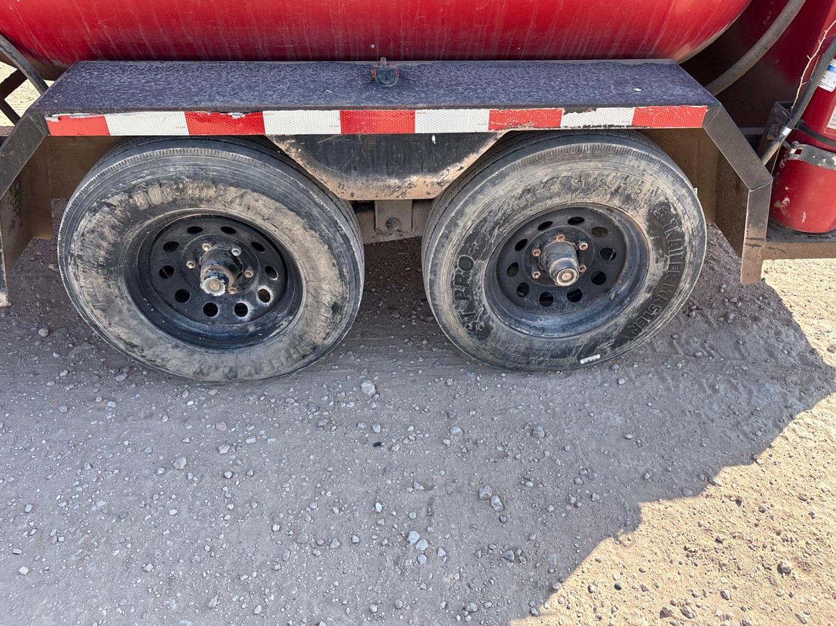 Used 2017 SAGE OIL VAC 14’ X 5’ T/A BUMPER PULL LUBE TRAILER