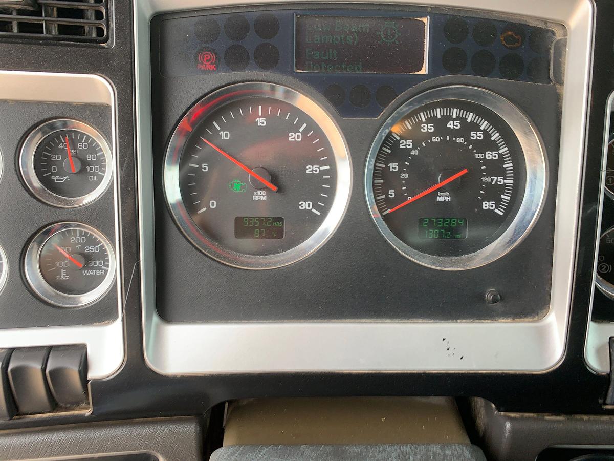 Used 2014 KENWORTH T4 SERIES T/A DAYCAB CHEMICAL TREATER TRUCK