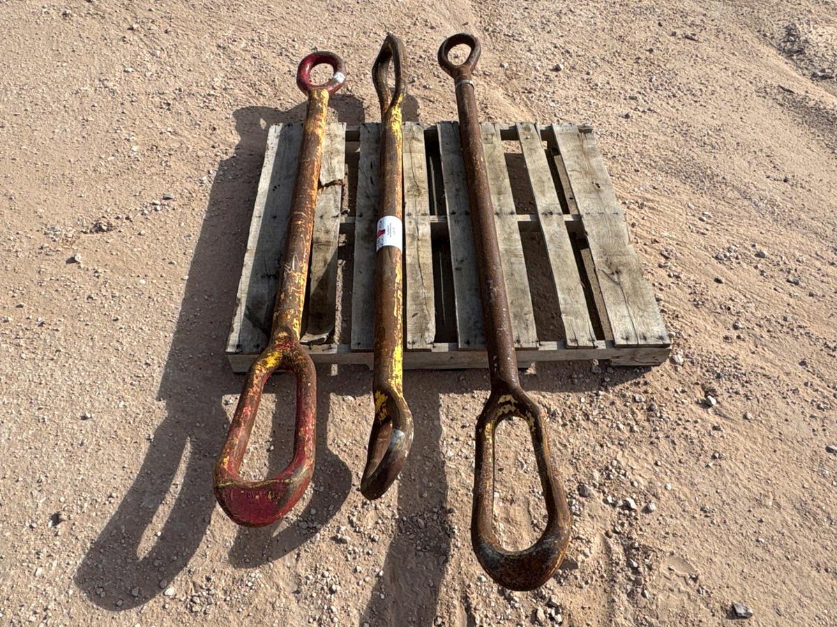 Used (2) 2” x 72” elevator links & (1) 1-1/2” x 84” elevator link