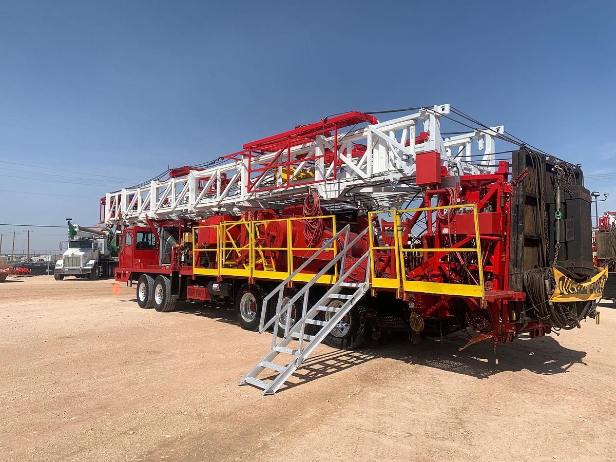 Used 2012 EAGLE 5-AXLE WELL SERVICE RIG 104'x300k MAST (2022 Cat IV, FULLY TOOLED WITH CERTIFICATION PAPERWORK, FEILD READY)